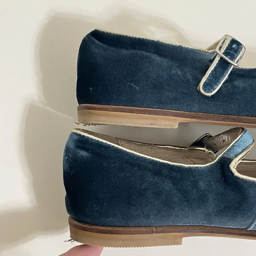 Mini Boden Blue Velvet Mary Jane Shoes Buckle Flats Girls Size 32 US 13.5